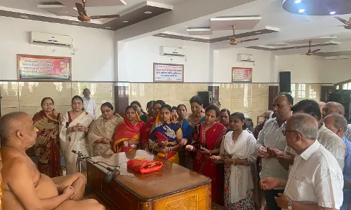 भगवान महावीर को नहीं उनके सि(ांत मानने से होगा कल्याणः नयन सागर