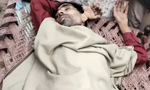 भयंकर कोहरे के बीच सड़क हादसे, शुकतीर्थ से लौटते युवक की मौत, हाइवे पर भैंसा मरा