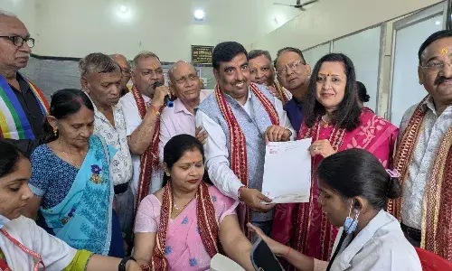 मुनीम कालोनी जैन मंदिर में चेयरपर्सन मीनाक्षी स्वरूप ने किया स्वास्थ्य कैंप का शुभारंभ