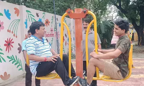 मोर्निंग वॉक पर जीआईसी मैदान पहुंचे मंत्री कपिल देव ने की योग अपनाने की अपील