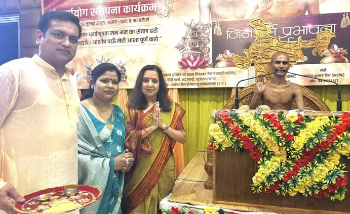 जैन संतों का चातुर्मास साधना का पावन पर्वः मीनाक्षी स्वरूप