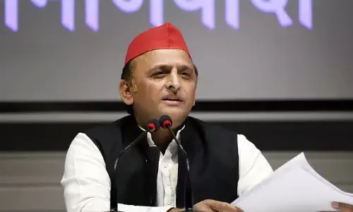 अखिलेश यादव का लोकसभा में सवाल: नींबू-मिर्च से पूजे गए ‘एयरक्राफ्ट’ कितने उड़े?