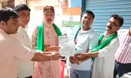बरसात से जलभराव और फसल बर्बादी पर भड़के किसान, पीडब्ल्यूडी के खिलाफ घेराव की दी चेतावनी
