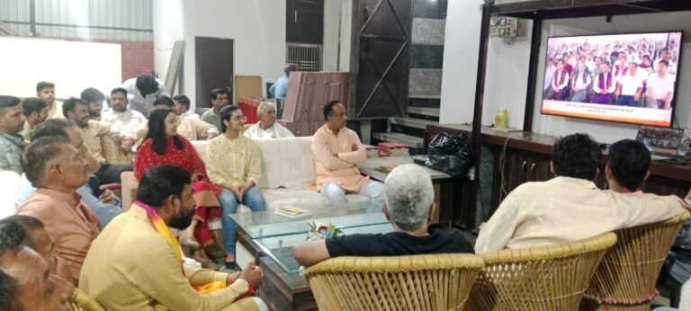 देश को जोड़ रही पीएम मोदी के मन की बातः मीनाक्षी स्वरूप