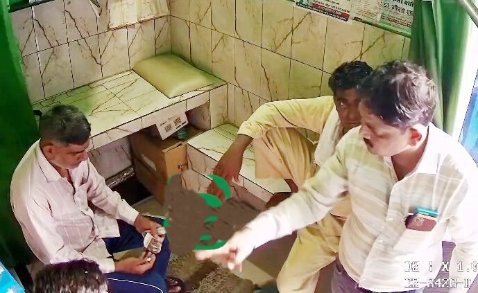 सपा नेत्री के बेटे की दबंगई-डॉक्टर को दी जान से मारने की धमकी, वीडियो वायरल
