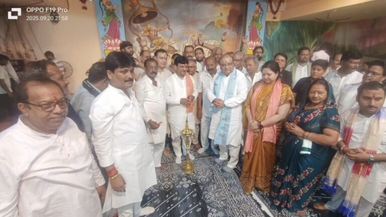 श्री आदर्श रामलीला पटेलनगर में स्वर्ण जयंती वर्ष, 50वां रामलीला महोत्सव का धूमधाम से शुभारंभ