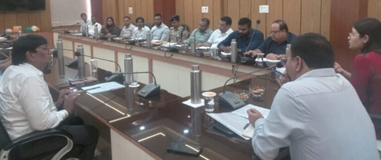 शहर के समग्र विकास के लिए विभागों ने बनाई संयुक्त रणनीति