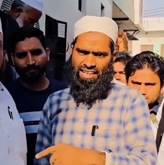 मदीना मस्जिद के मोअज्जिन के खिलाफ भड़काऊ भाषण देने पर मुकदमा दर्ज